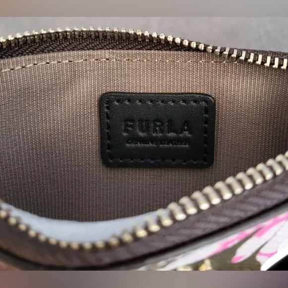 Furla card wallet wristlet in palm foliage - Picture 7 of 10